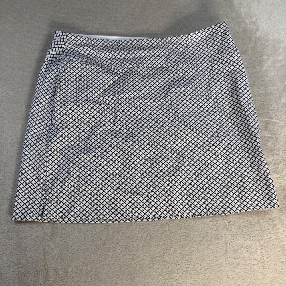 Up! Pull-on Skort 360 Tummy Control Women XL White Black Geometric Rayon Blend